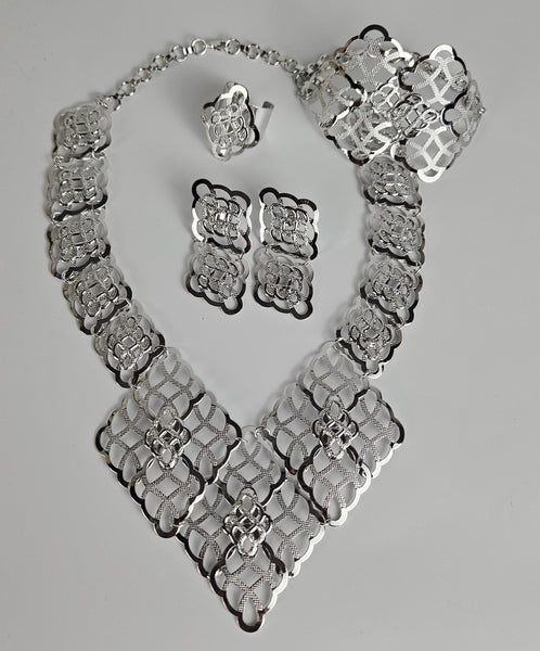 BES2586 Silver