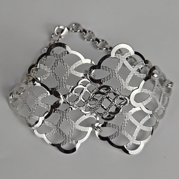 BES2586 Silver