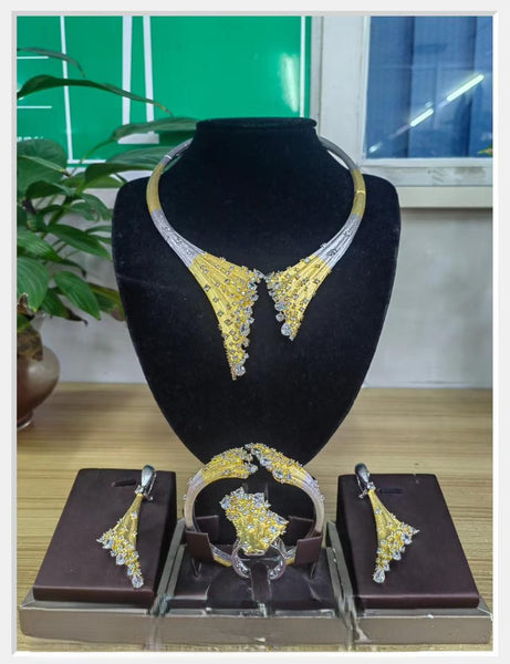 CZS2699 Gold