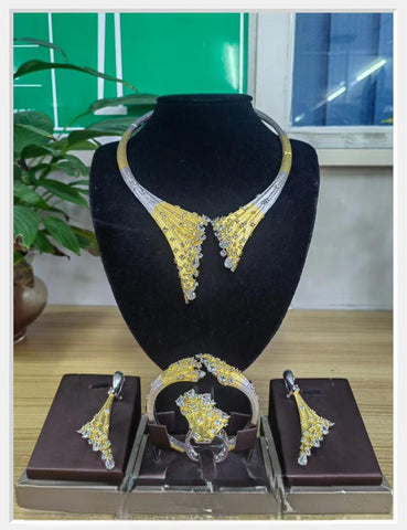 CZS2699 Gold