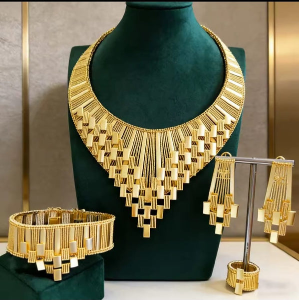 CZS2767 Gold