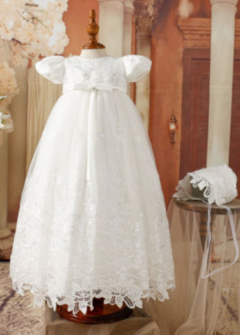 DA/18145 Long Unisex Christening Gown