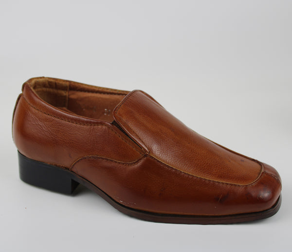 Y01-6 Brown Shoe